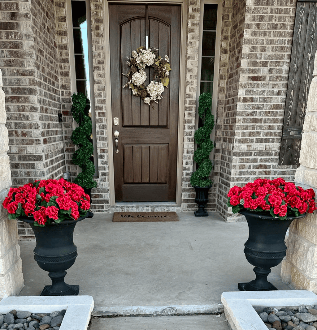 🌸 Lush, UV-Resistant Artificial Geraniums