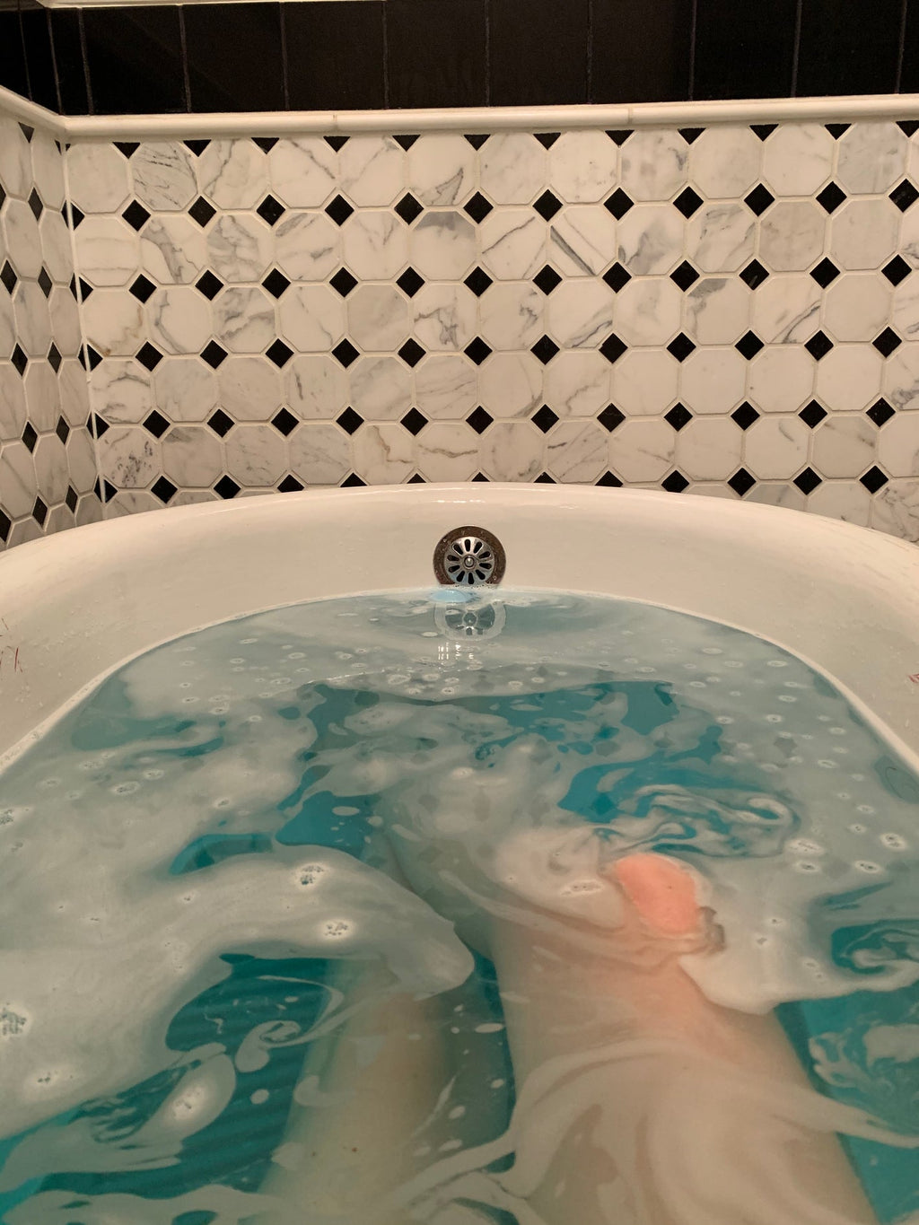 🛁 Natural Bath Bombs for Kids with Mega Bubbles & Surprise Inside 🥚