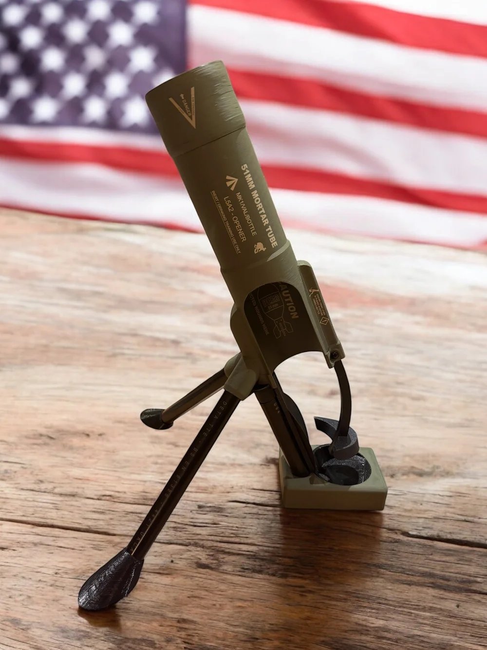 🚀 51mm Beer Bottle Mortar Bottle Opener 🍻– Novelty Cap-Launching Desk & Bar Accessory
