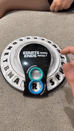 🎲Spin & Shout Word Game – Fast-Paced Family Game with Letter Wheels, Spinner Device & 20 Tokens